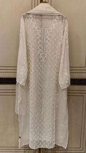 Conjunto de Kurta, Pantalón y Dupatta Chanderi Semisellado para Mujer, Ropa Étnica Premium, Traje Salwar de Diseñador, Bordado, para Fiestas y Festivales - Product Image 4