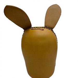 Hucha <span class=keywords><strong>de</strong></span> Cuero Genuino Importado, Diseño Pikachu Hecho a Mano, Caja <span class=keywords><strong>de</strong></span> Dinero <span class=keywords><strong>de</strong></span> Piel <span class=keywords><strong>de</strong></span> Vaca Premium para Regalos y Decoración del Hogar - Product Image 3