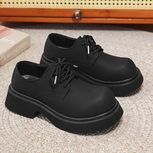 Chaussures habillées de luxe pour hommes, noires, qualité supérieure, faites à la main, à semelle épaisse - Product Image 1