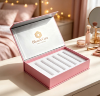 Boîte cadeau magnétique pliable en crème, logo hexagonal en feuille d'or personnalisé, plateau en mousse EVA à 6 compartiments pour l'emballage des ampoules de soins de la peau