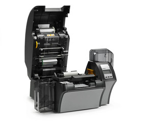 Imprimante de cartes d'identité à transfert inverse <span class=keywords><strong>Zebra</strong></span> <span class=keywords><strong>ZXP</strong></span> Series <span class=keywords><strong>9</strong></span> (recto simple) - Product Image 6