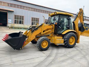 รถตักล้อยางตีนตะขาบมือสองยี่ห้อแคตเตอร์พิลลาร์ รุ่น JCB 3cx และ Cat 420F 420 มีจำหน่าย - Product Image 3