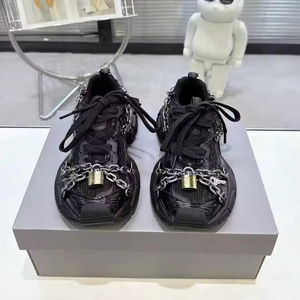 Chaussures basses rétro en maille à lacets avec logo personnalisé de designer, taille 3XL, pour hommes et femmes, baskets noires tendance, respirantes et imperméables - Product Image 3