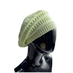 Béret en acrylique torsadé à fleurs pour l'automne et l'hiver, bonnet tricoté personnalisé pour le commerce extérieur, capuche chaude d'extérieur - Product Image 2
