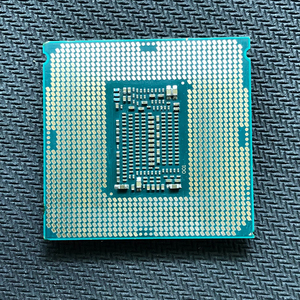 ใช้ Intel Core <span class=keywords><strong>I5</strong></span>-<span class=keywords><strong>8400</strong></span> (รุ่นที่ 8, LGA 1151, 2.8GHz, 65W) - Product Image 2