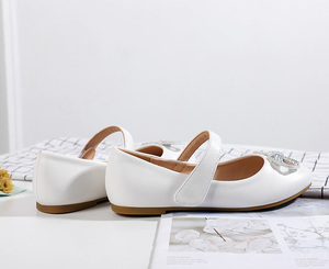 Fábrica personalizada al por mayor nuevo dulce Bowknot encaje diamante suave suela niñas niños zapatos <span class=keywords><strong>de</strong></span> moda niñas princesa zapatos <span class=keywords><strong>de</strong></span> cuero - Product Image 6