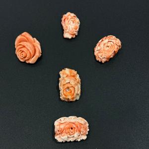Piedra preciosa tallada de Coral antiguo Piedra preciosa de Coral Natural Talla floral para joyería y colección Piedra preciosa de Coral rojo - Product Image 4