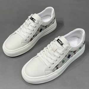 Baskets décontractées de luxe pour hommes en cuir véritable, modèle été 2025, basses, tendance, blanches, respirantes, en cuir de vachette - Product Image 4