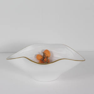 Grande <span class=keywords><strong>assiette</strong></span> décorative <span class=keywords><strong>en</strong></span> céramique pour table et plateau de chocolat ou bol de fruits inspirée de l'ondulation - Product Image 3