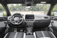 En stock – Nouveaux véhicules 2026 VW T-ROC – SUV compact 5 portes, 5 places, traction avant, conduite à gauche – Vente populaire