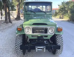 Carro de reboque 4x4 forte Toyota Land Cruiser 1984