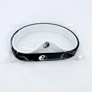 Bracelets en silicone avec logo personnalisé, bracelets en silicone sublimés pour le sport, les adolescents, les équipes de football universitaires - Product Image 4