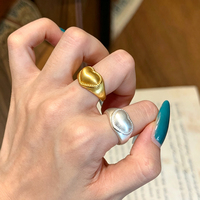 Gebürsteter Goldener 3D-Herzförmiger Offener Ring mit Perlenrand, Breiter Verstellbarer Statement-Fingerring, Modeschmuck für Damen