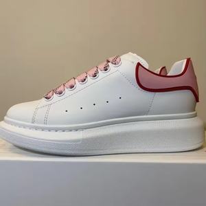 รองเท้าแบรนด์ดีไซเนอร์สุดหรู หนังแท้ ระบายอากาศได้ดี แบบผูกเชือก ลายพราง สำหรับฤดูหนาว พื้นหนา รองเท้าทรงสูง รองเท้าเทนนิส - Product Image 2