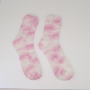 Wholesale Olivee OEM Private Label Cute Exfoliating Softening Mild Formula Foot Care <strong>Set</strong> Foot Scrub Fuzzy Socks <strong>Kids</strong> Gift - Product Image 6