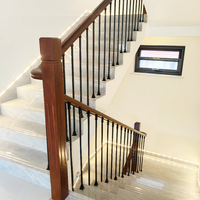 Rampe d'escalier minimaliste moderne, adaptée aux escaliers intérieurs dans les villas et les duplexes