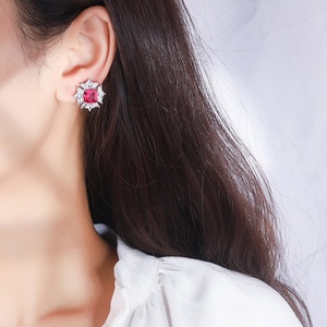 Fashion Jewelry Eco-friendly Brass Silver Plated Princess Square Cut 8*8mm Pink Zircon Cheap <b>Earrings</b> for Women Wholesale - Product Image 4