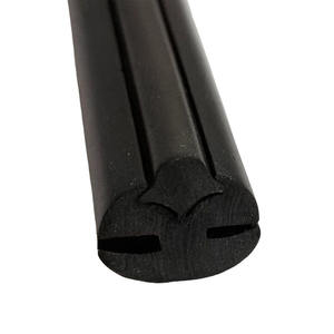 Bande d'étanchéité en caoutchouc de précision pour vitres et portes de cabines de machines de construction - Product Image 4