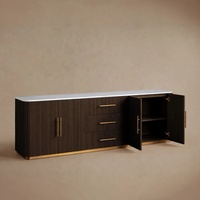 Buffet moderne américain en chêne moka, 4 portes et 3 tiroirs, avec plateau en marbre de Carrare, style Arhaus de luxe, en bois massif imposant