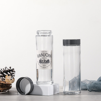 Pot à boisson en verre transparent de 137 ml avec couvercle noir mat pour l'eau, les jus et les boissons infusées