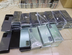 Ingrosso Telefoni Cellulari <span class=keywords><strong>Samsung</strong></span> <span class=keywords><strong>Galaxy</strong></span> A10E A12 A21 A20 A02S Sbloccati, Grado A, 99% Nuovi - Product Image 5