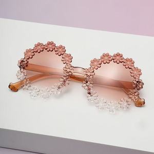 نظارة شمسية جديدة للأطفال بتصميم ديزي من إطار بتلة ونظارات شمسية لطيفة للأطفال للتصوير الفوتوغرافي مقاومة للأشعة تحت البنفسجية - Product Image 3