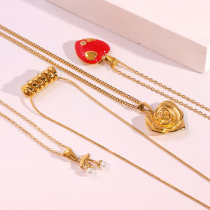 JUSNOVA Collar de Acero Inoxidable con Colgante de Estrella de Mar Chapado en Oro de 18K para Mujer, Nuevo Diseño, Serie Ocean - Product Image 6