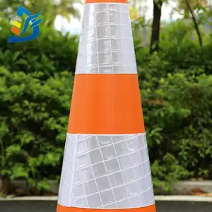 OEM réfléchissant disponible 28 pouces réflecteur blanc 750mm cônes de signalisation Construction avertissement de sécurité routière PVC manchons de cône réfléchissants