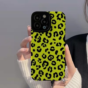 Custodia per telefono cellulare TPU in pelle artificiale verde <span class=keywords><strong>nero</strong></span> per <span class=keywords><strong>Iphone</strong></span> 6 7 8 Plus X Xr Xs <span class=keywords><strong>11</strong></span> 12 13 14 15 16 17 Pro Max <span class=keywords><strong>Cover</strong></span> di vendita Stock - Product Image 4