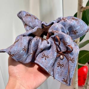 Élastique et bandeau pour cheveux décontractés pour femmes, style japonais et coréen, en tissu bleu avec perles et papillons, durable - Product Image 4