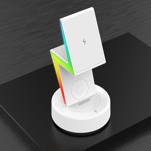 Lampe de nuit RGB multifonction 15W <span class=keywords><strong>chargeur</strong></span> sans fil <span class=keywords><strong>chargeur</strong></span> de téléphone sans fil <span class=keywords><strong>réveil</strong></span> - Product Image 5