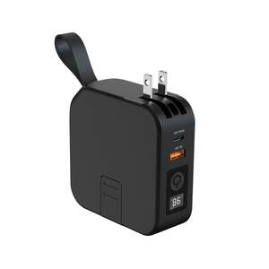 Power Bank Universal USB Charger 10000mAh Pengisian Cepat Produk Baru 2023 dengan Stand Terintegrasi dan Pengisian Nirkabel - Product Image 2