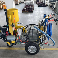 Machine de marquage routier à peinture froide à mélange externe bicomposant autopropulsée RMM-2HS-1 pour la marquage des autoroutes et des parkings