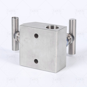 Collecteur à deux vannes en acier inoxydable 45 à isolation simple, filetage interne, à simple bride, pour vannes de réduction de pression à deux vannes - Product Image 2