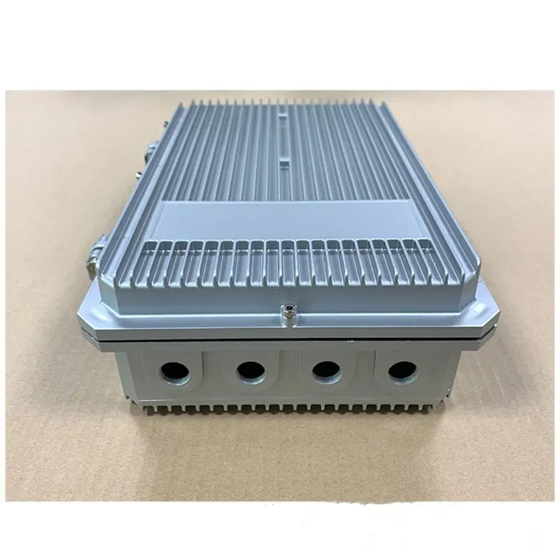 Telecom 4G 5G stazione Base ip67 dissipazione del calore esterno impermeabile estruso amplificatore scatola di giunzione in alluminio