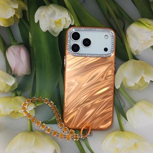 Étui de téléphone portable antichoc en TPU+PC de style Ins avec chaîne pour <span class=keywords><strong>11</strong></span>/12/13/14/15/16/17 Pro Max pour Samsung S23U/S24U/S25U/S26U - Product Image 1