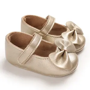 حذاء أميرات لطيف مريح للفتيات والأطفال حديثي الولادة تعلم المشي مكافحة الانزلاق لينة وحيد أول أحذية سرير المشي