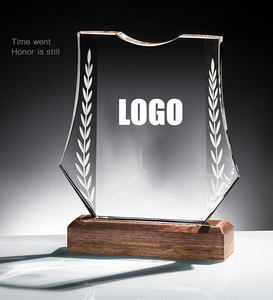 Xinrunjin Logo personnalisé trophées de cristal Base en bois récompenses d'entreprise pour la reconnaissance des jalons disponibles diverses formes pour - Product Image 4