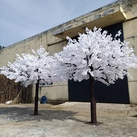 Grand arbre artificiel de cerisier en fleurs, fait main, avec feuilles en soie, sur pied, pour mariages, décoration intérieure, arbre à vœux
