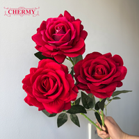 DC104 Dalian Chermy Fleur artificielle Rose en velours rouge pour la Saint-Valentin