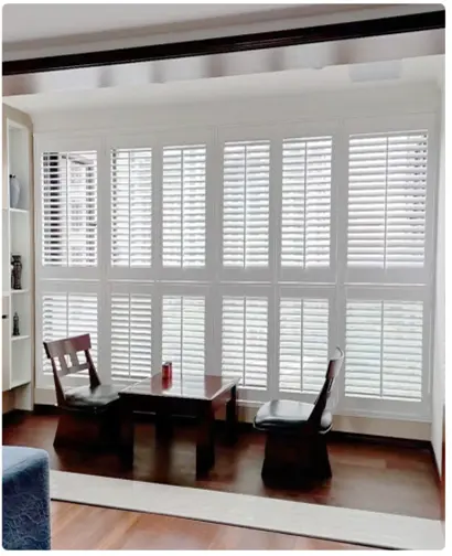 Australia Standard Hinged Bedroom White PVC Plantation Shutters