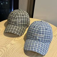 Casquette à visière incurvée en gros avec lettres brodées pour femmes