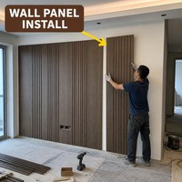 Panneau mural en lattes de bois brun moyen pour la décoration intérieure, taille personnalisée, OEM