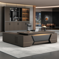Ensemble de bureau de direction moderne avec chaise, table de patron en forme de L avec éclairage LED et armoire