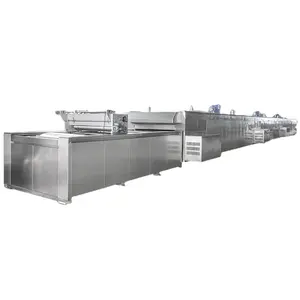 Automatic layer cake roll cake making equipment with cream filling