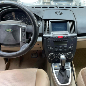 Land Rover <span class=keywords><strong>Freelander</strong></span> <span class=keywords><strong>2</strong></span> 3.2L Euro VI 5 portes 5 places 4x4 SUV d'occasion à bas <span class=keywords><strong>prix</strong></span> 2009, conduite à gauche, sièges en cuir, intérieur foncé, R17 - Product Image 3