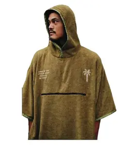 Mikro faser Kapuzen handtücher Surf Poncho Strand tuch Robe Custom ized Sand Free Super Absorbent Schnellt rockn endes Handtuch Schwimmen Leicht gewicht