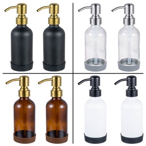 Botella de Jabón de Lujo Negra Mate de 250 ml con Dispensador Metálico para Jabón, Aceite y Loción - Product Image 3
