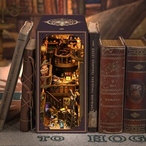 2025 fabricant maison de poupée livre coin kits maison magique écologique miniature mini maison bricolage livre coins <span class=keywords><strong>pour</strong></span> adultes - Product Image 2