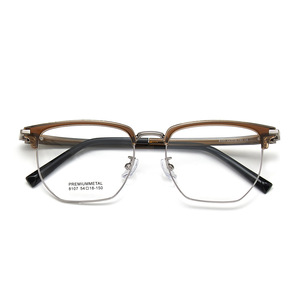 แว่นตาผู้ชายทรงสี่เหลี่ยมครึ่งกรอบ รุ่นพรีเมี่ยมเมทัล 8107 54-18-150 กรอบโลหะผสมที่สวมใส่สบาย ผลิตที่ตานหยาง - Product Image 1